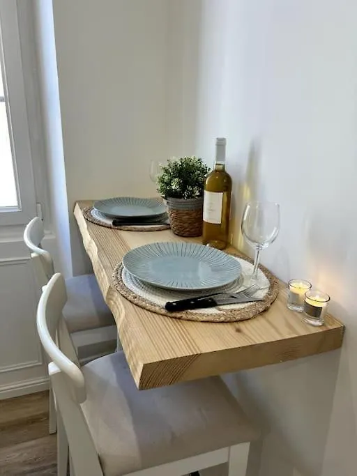 Apartment Studio 2 Neuf A 100M Des Plages Et De La Gare Saint-Raphael