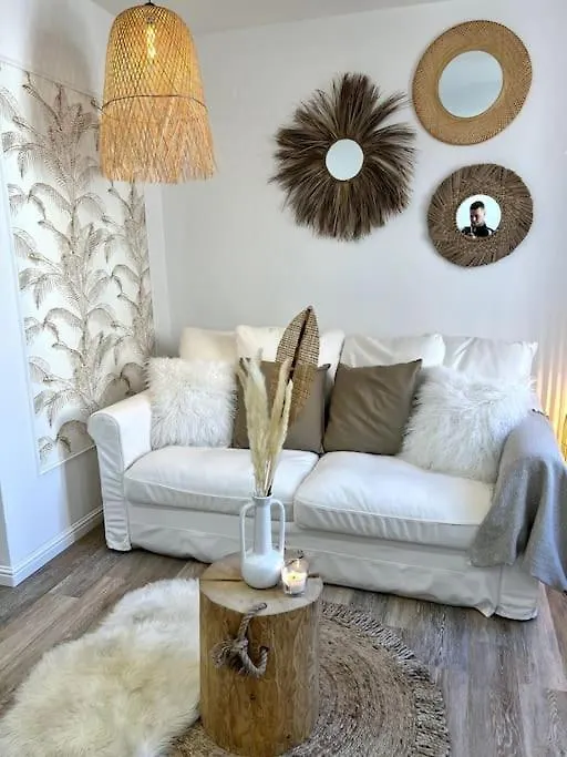 Studio 2 Neuf A 100M Des Plages Et De La Gare Saint-Raphael  Apartment