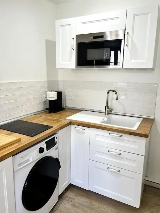 Studio 2 Neuf A 100M Des Plages Et De La Gare Saint-Raphael